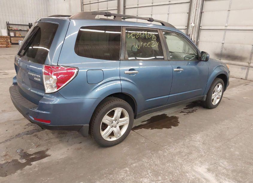 Photo 4 of 2010 Subaru Forester 2.5X PREMIUM (VIN JF2SH6CC6AH778687)