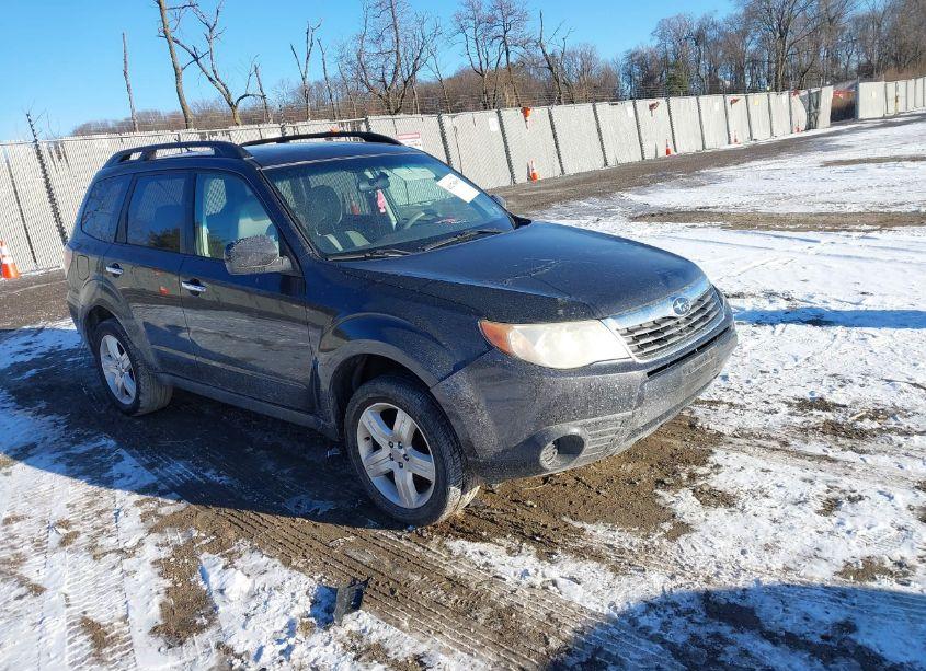 2010 Subaru Forester 2.5X PREMIUM (VIN JF2SH6CC6AH787289) main photo