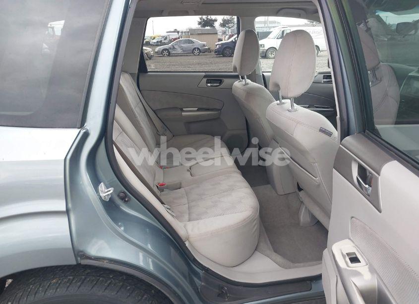 Photo 8 of 2010 Subaru Forester 2.5X PREMIUM (VIN JF2SH6CC7AG702000)