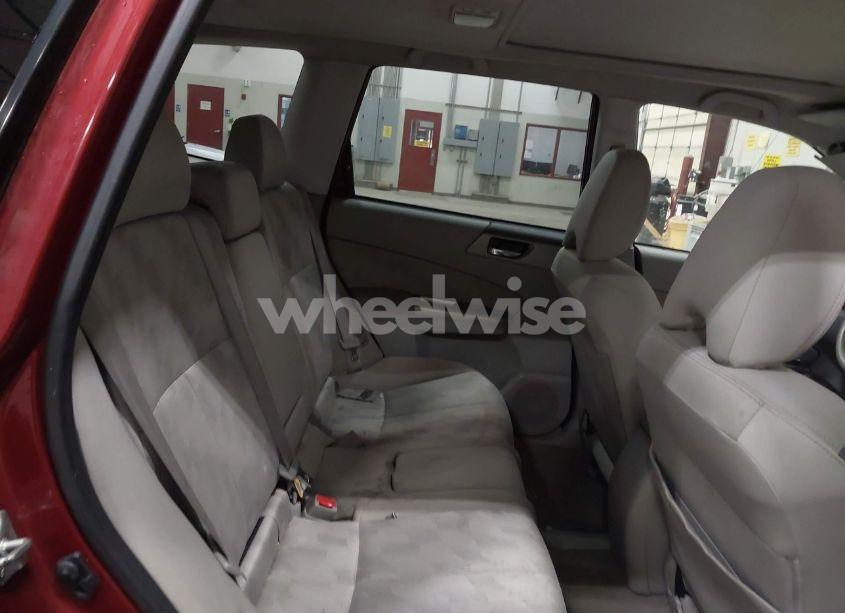 Photo 8 of 2010 Subaru Forester 2.5X PREMIUM (VIN JF2SH6CC7AH733550)
