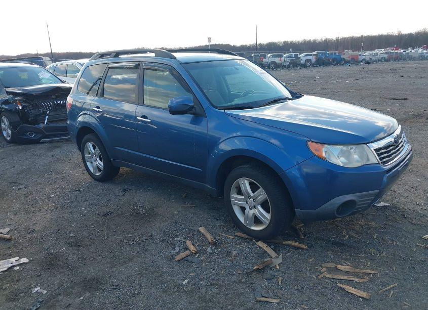 2010 Subaru Forester 2.5X PREMIUM (VIN JF2SH6CC7AH782019) main photo
