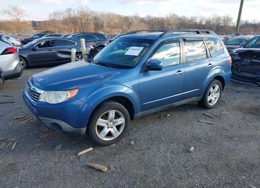 Photo 2 of 2010 Subaru Forester 2.5X PREMIUM (VIN JF2SH6CC7AH782019)