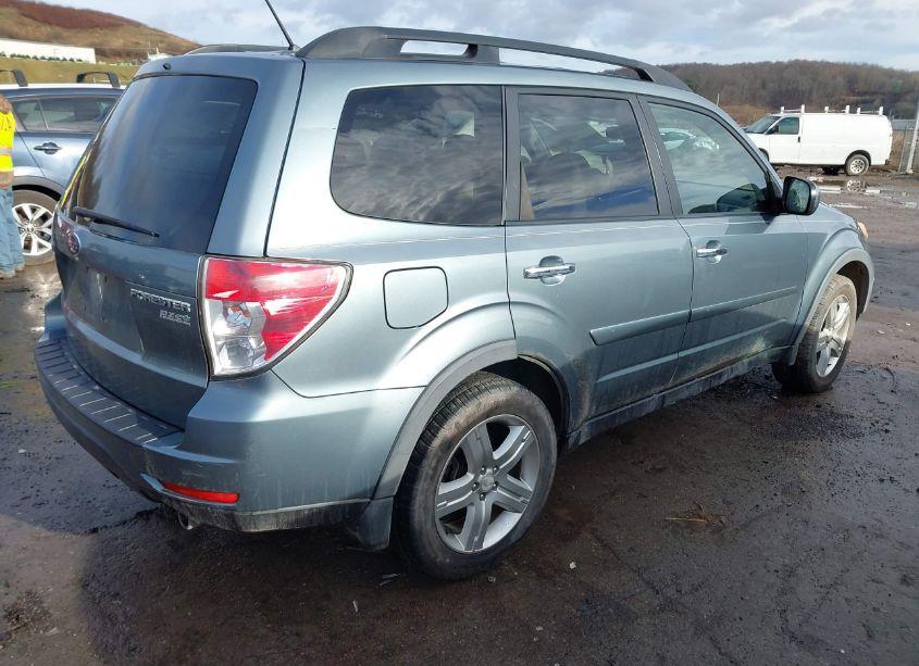 Photo 4 of 2010 Subaru Forester 2.5X PREMIUM (VIN JF2SH6CC7AH785891)