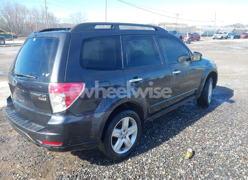 Photo 4 of 2010 Subaru Forester 2.5X PREMIUM (VIN JF2SH6CC8AH705952)