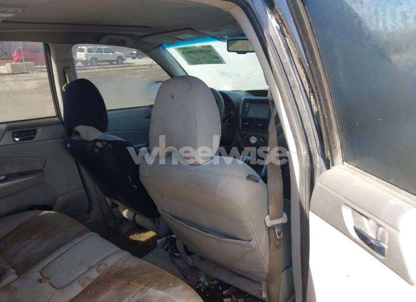 Photo 8 of 2010 Subaru Forester 2.5X PREMIUM (VIN JF2SH6CC8AH705952)