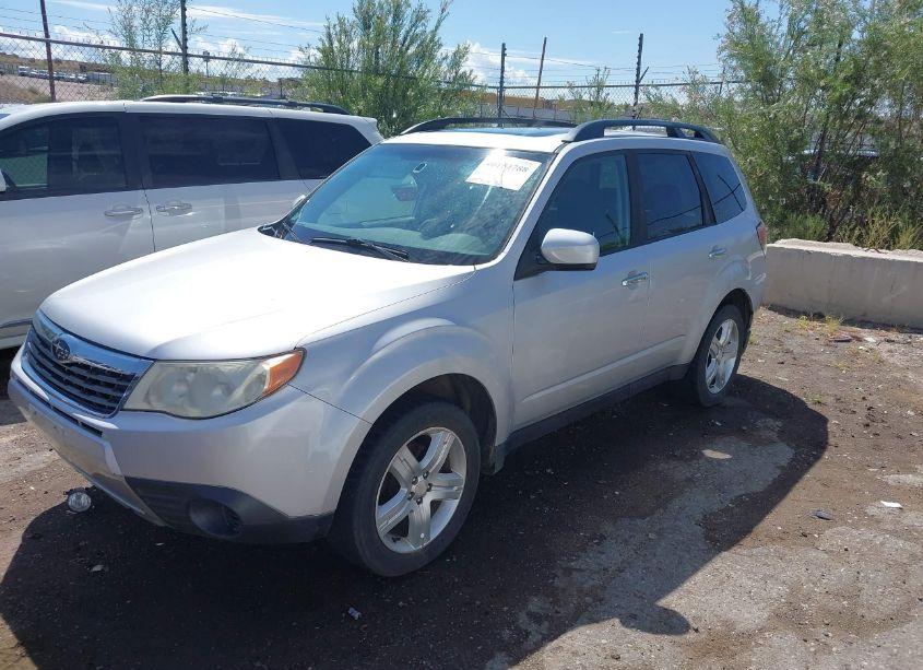 Photo 2 of 2010 Subaru Forester 2.5X PREMIUM (VIN JF2SH6CC8AH727224)