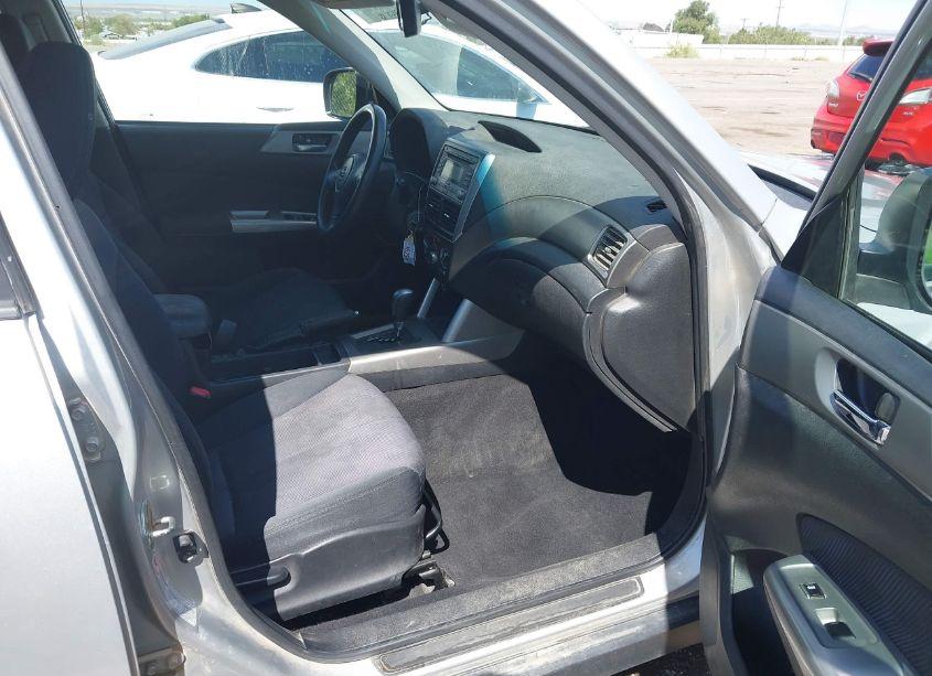 Photo 5 of 2010 Subaru Forester 2.5X PREMIUM (VIN JF2SH6CC8AH727224)