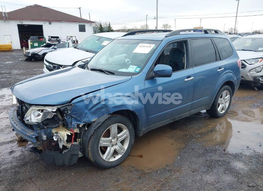 Photo 2 of 2010 Subaru Forester 2.5X PREMIUM (VIN JF2SH6CC8AH754925)