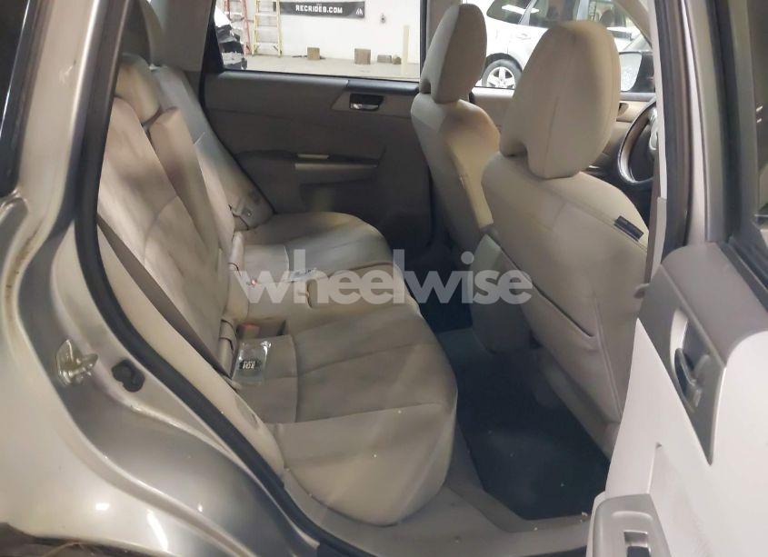 Photo 8 of 2010 Subaru Forester 2.5X PREMIUM (VIN JF2SH6CC8AH763740)