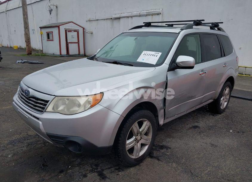Photo 2 of 2010 Subaru Forester 2.5X PREMIUM (VIN JF2SH6CC8AH767965)