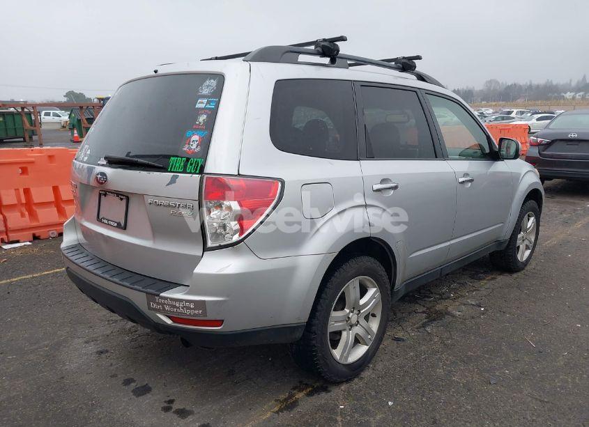 Photo 4 of 2010 Subaru Forester 2.5X PREMIUM (VIN JF2SH6CC8AH767965)