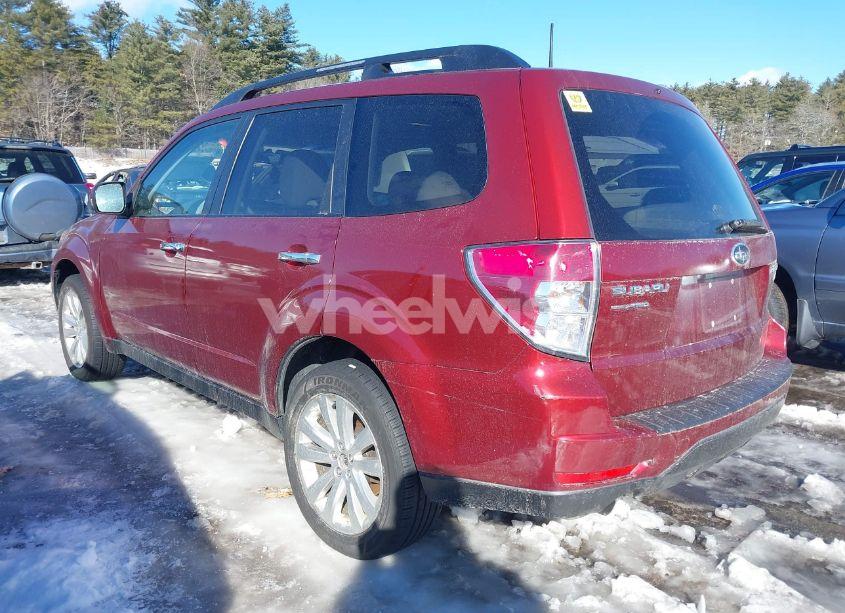 Photo 3 of 2010 Subaru Forester 2.5X PREMIUM (VIN JF2SH6CC8AH901180)