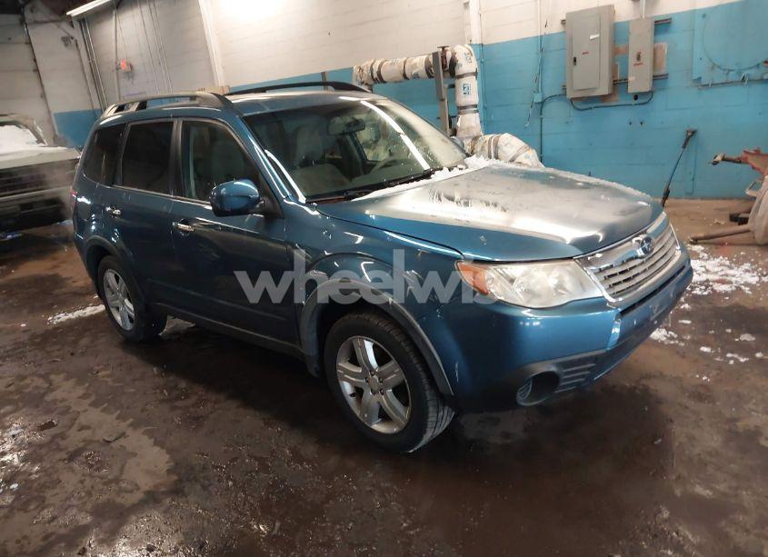 2010 Subaru Forester 2.5X PREMIUM (VIN JF2SH6CC9AH734621) main photo