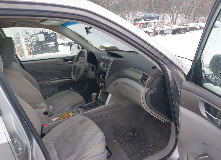 Photo 5 of 2010 Subaru Forester 2.5X PREMIUM (VIN JF2SH6CC9AH746817)