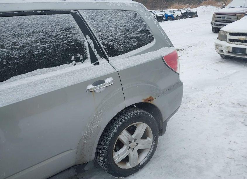 Photo 6 of 2010 Subaru Forester 2.5X PREMIUM (VIN JF2SH6CC9AH746817)