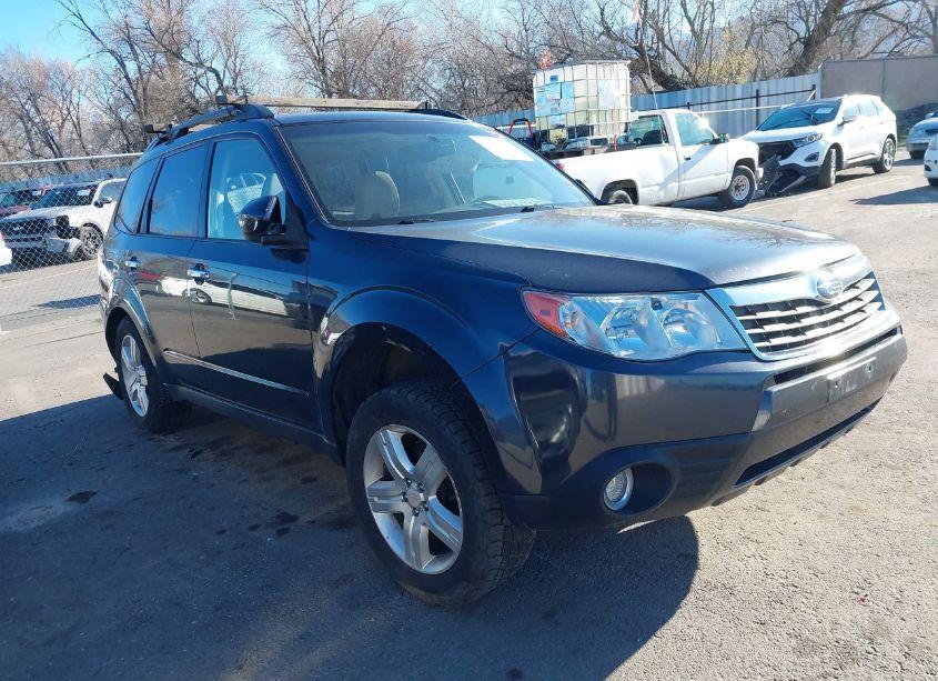 2010 Subaru Forester 2.5X PREMIUM (VIN JF2SH6CC9AH750303) main photo