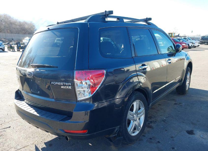 Photo 4 of 2010 Subaru Forester 2.5X PREMIUM (VIN JF2SH6CC9AH750303)