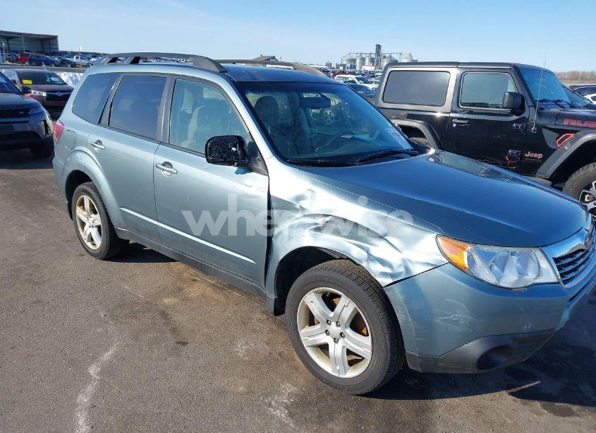 2010 Subaru Forester 2.5X PREMIUM (VIN JF2SH6CC9AH914729) main photo