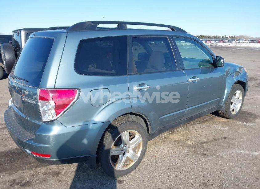 Photo 4 of 2010 Subaru Forester 2.5X PREMIUM (VIN JF2SH6CC9AH914729)