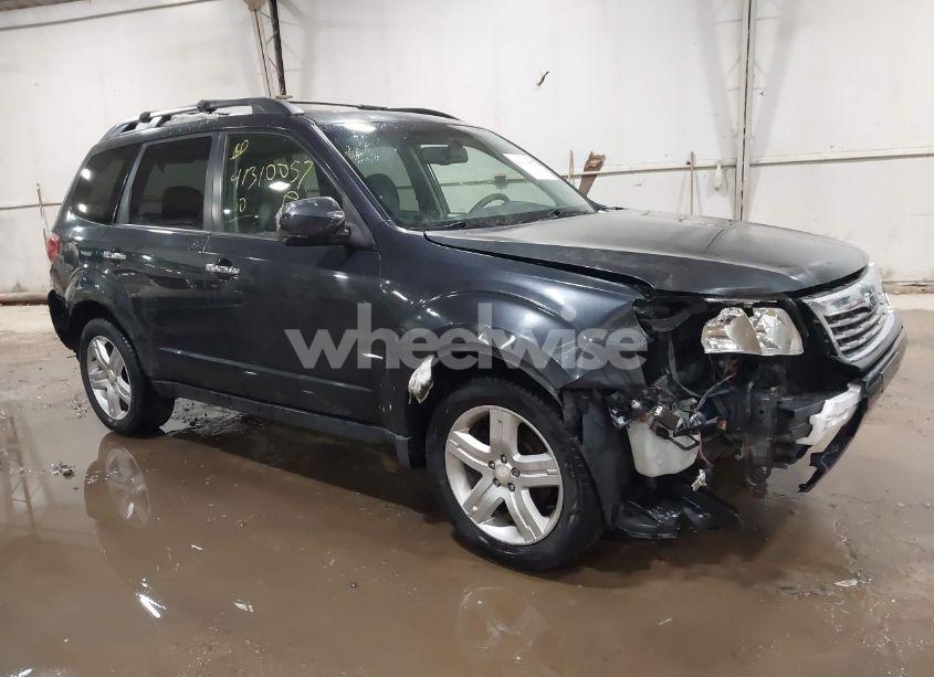 2010 Subaru Forester 2.5X PREMIUM (VIN JF2SH6CCXAG902627) main photo