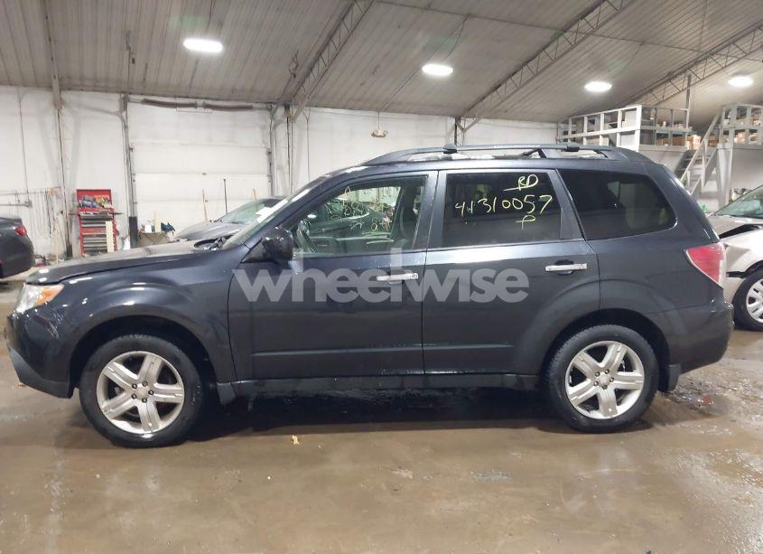 Photo 14 of 2010 Subaru Forester 2.5X PREMIUM (VIN JF2SH6CCXAG902627)