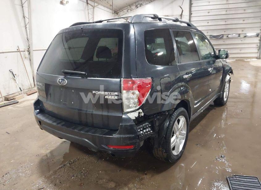 Photo 4 of 2010 Subaru Forester 2.5X PREMIUM (VIN JF2SH6CCXAG902627)