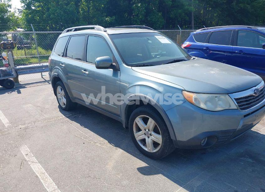 2010 Subaru Forester 2.5X PREMIUM (VIN JF2SH6CCXAH702552) main photo