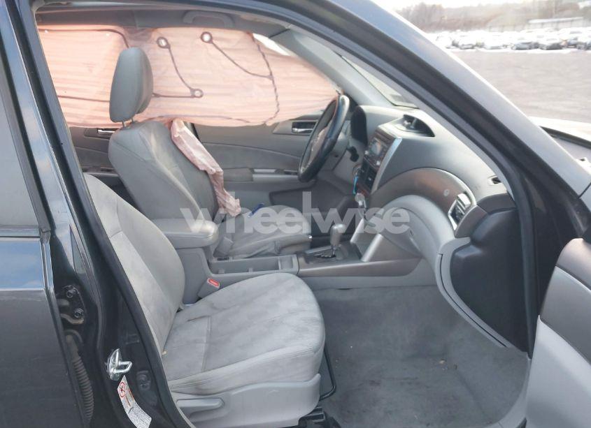 Photo 5 of 2010 Subaru Forester 2.5X PREMIUM (VIN JF2SH6CCXAH707010)