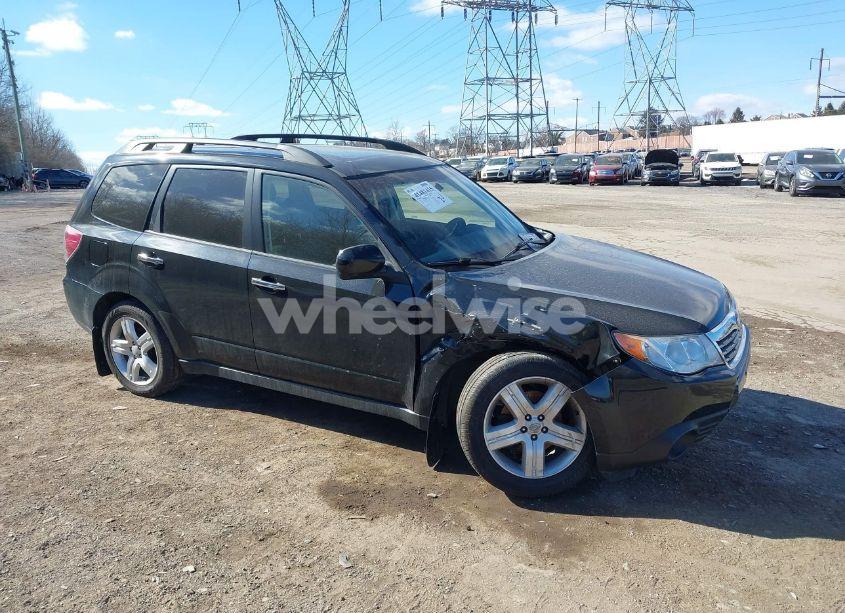 2010 Subaru Forester 2.5X PREMIUM (VIN JF2SH6CCXAH744705) main photo