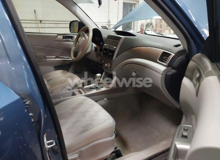 Photo 5 of 2010 Subaru Forester 2.5X PREMIUM (VIN JF2SH6CCXAH751914)