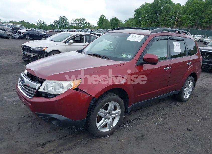 Photo 2 of 2010 Subaru Forester 2.5X PREMIUM (VIN JF2SH6CCXAH760287)