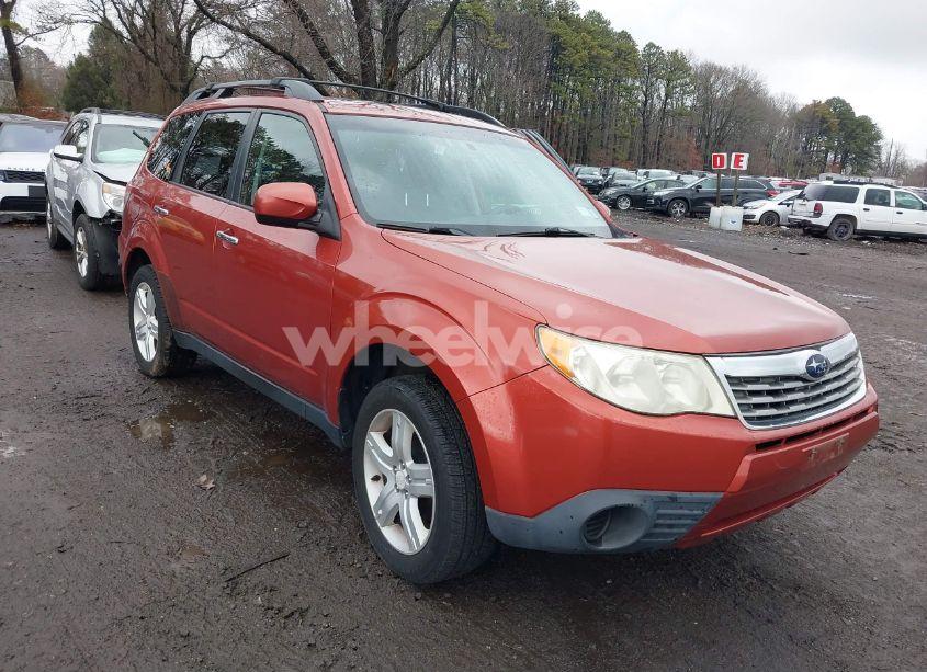 2010 Subaru Forester 2.5X PREMIUM (VIN JF2SH6CCXAH784539) main photo