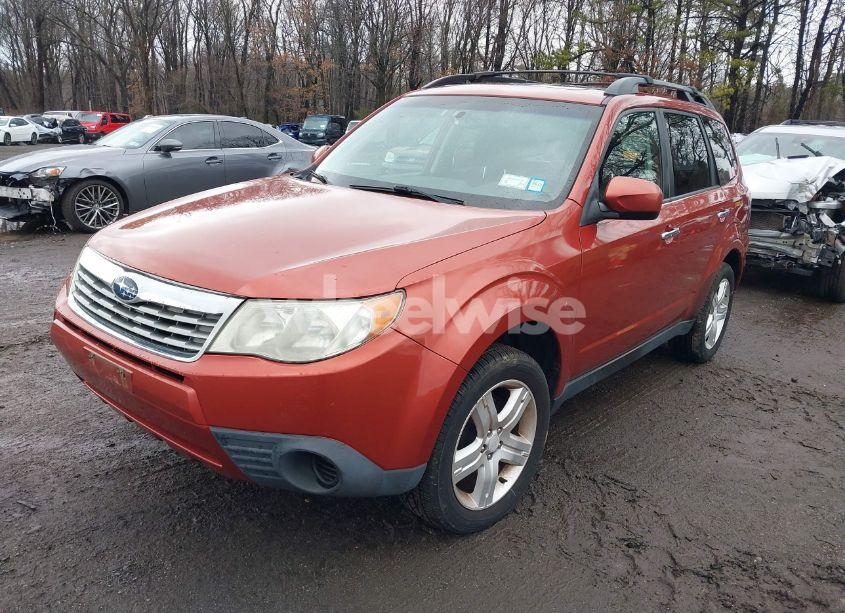 Photo 2 of 2010 Subaru Forester 2.5X PREMIUM (VIN JF2SH6CCXAH784539)