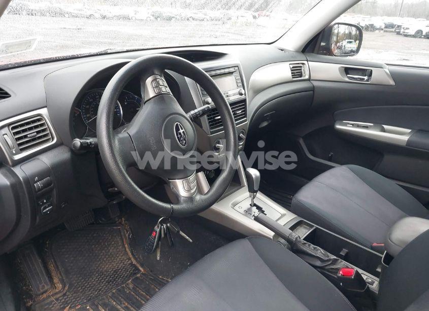 Photo 5 of 2010 Subaru Forester 2.5X PREMIUM (VIN JF2SH6CCXAH784539)