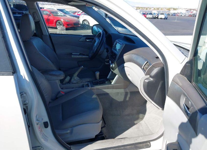 Photo 5 of 2010 Subaru Forester 2.5X LIMITED (VIN JF2SH6DC1AH701708)