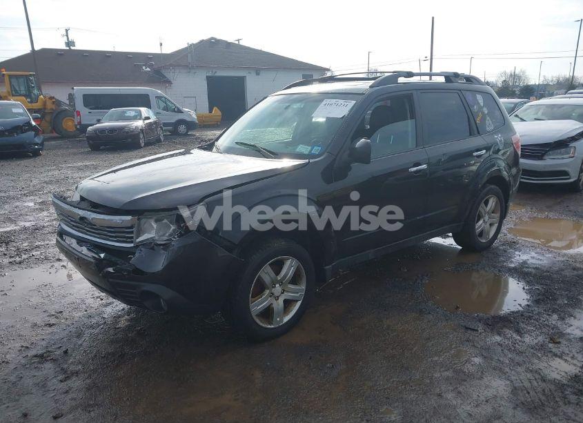 Photo 2 of 2010 Subaru Forester 2.5X LIMITED (VIN JF2SH6DC1AH781298)