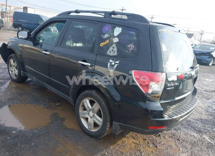 Photo 3 of 2010 Subaru Forester 2.5X LIMITED (VIN JF2SH6DC1AH781298)