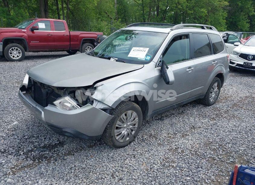 Photo 2 of 2010 Subaru Forester 2.5X LIMITED (VIN JF2SH6DC2AH764204)