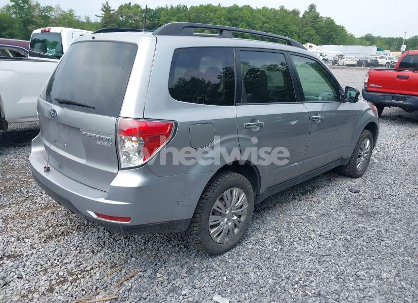 Photo 4 of 2010 Subaru Forester 2.5X LIMITED (VIN JF2SH6DC2AH764204)