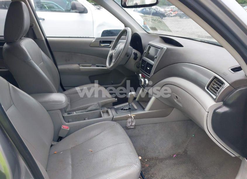 Photo 5 of 2010 Subaru Forester 2.5X LIMITED (VIN JF2SH6DC2AH764204)