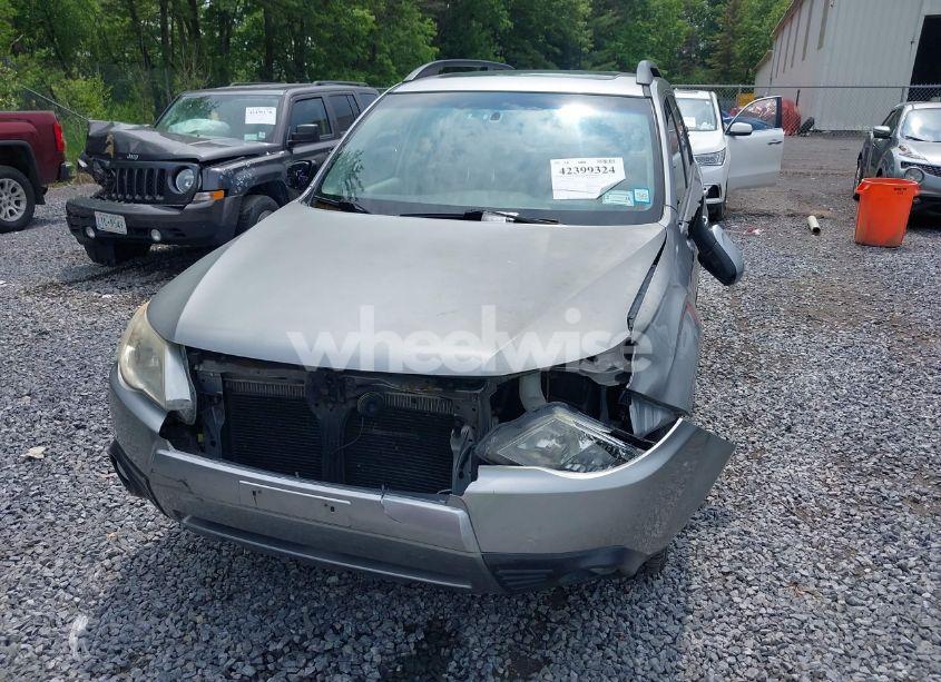 Photo 6 of 2010 Subaru Forester 2.5X LIMITED (VIN JF2SH6DC2AH764204)