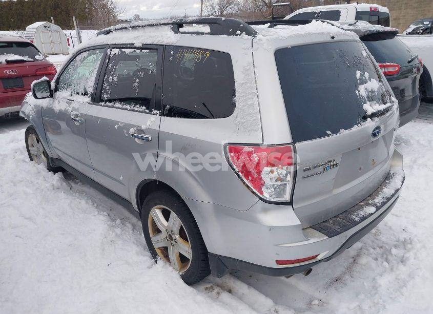 Photo 3 of 2010 Subaru Forester 2.5X LIMITED (VIN JF2SH6DC2AH916563)