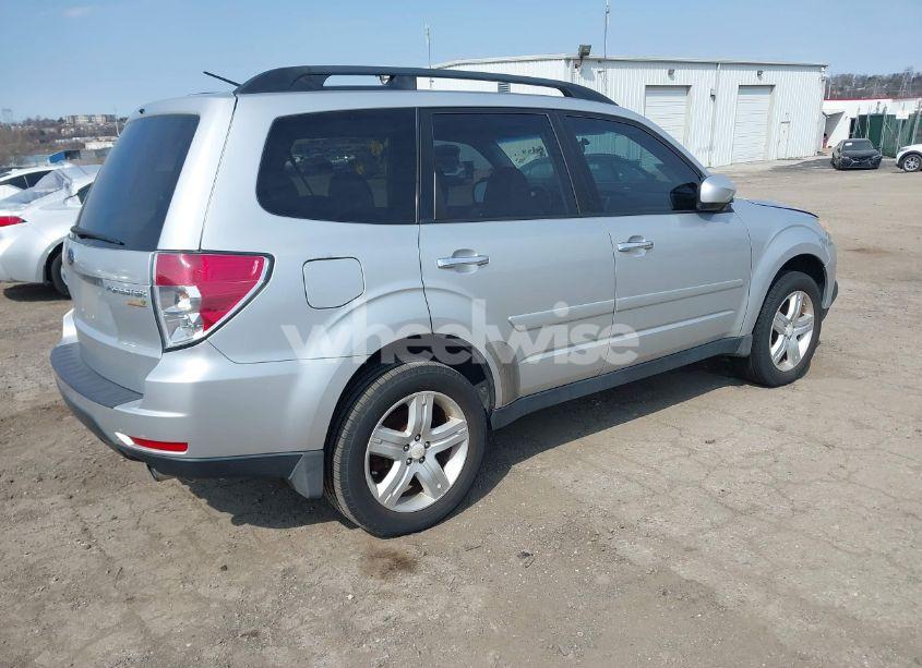 Photo 4 of 2010 Subaru Forester 2.5X LIMITED (VIN JF2SH6DC3AH717019)