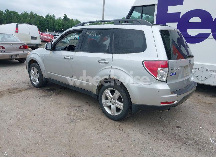 Photo 3 of 2010 Subaru Forester 2.5X LIMITED (VIN JF2SH6DC5AH733271)