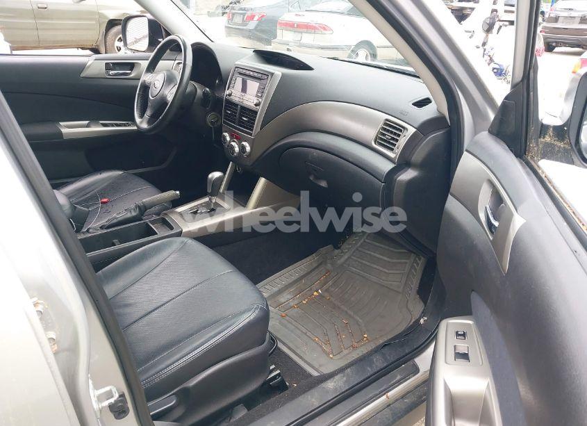 Photo 5 of 2010 Subaru Forester 2.5X LIMITED (VIN JF2SH6DC5AH733271)