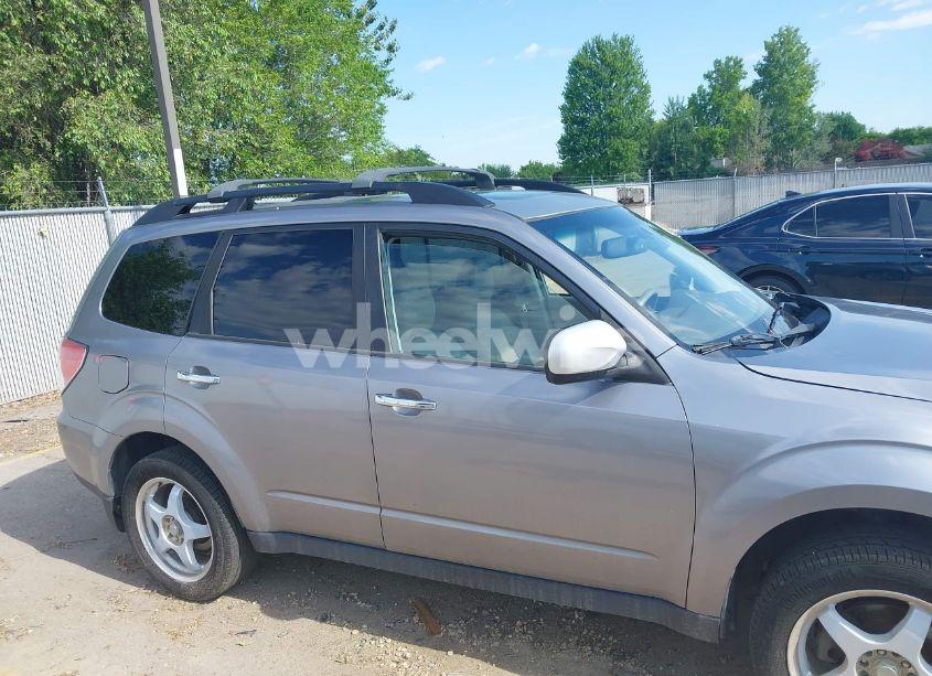 Photo 6 of 2010 Subaru Forester 2.5X LIMITED (VIN JF2SH6DC5AH777741)