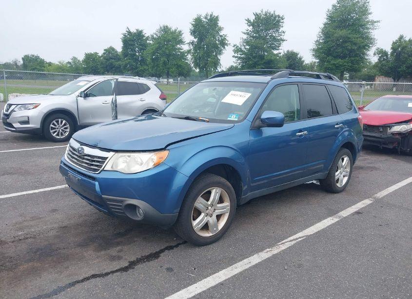 Photo 2 of 2010 Subaru Forester 2.5X LIMITED (VIN JF2SH6DC5AH903094)