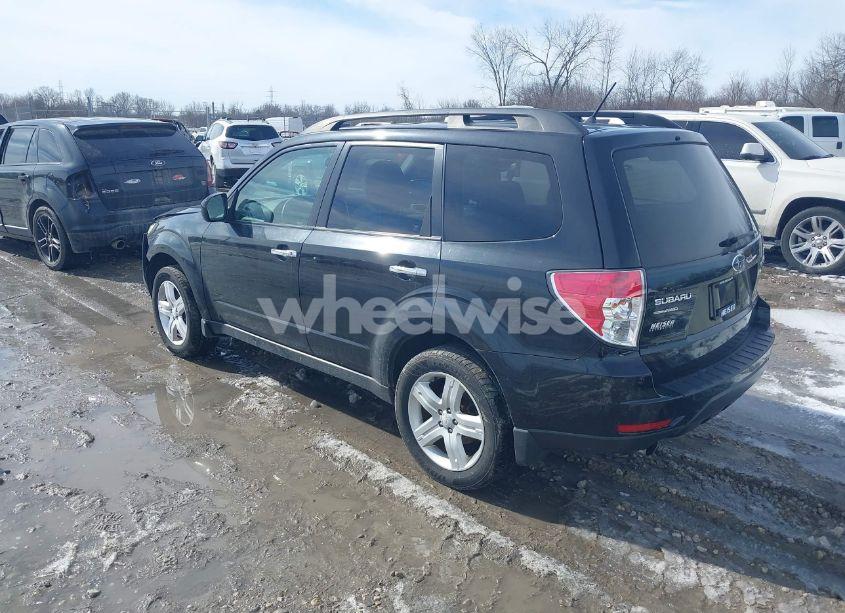 Photo 3 of 2010 Subaru Forester 2.5X LIMITED (VIN JF2SH6DC6AH787596)