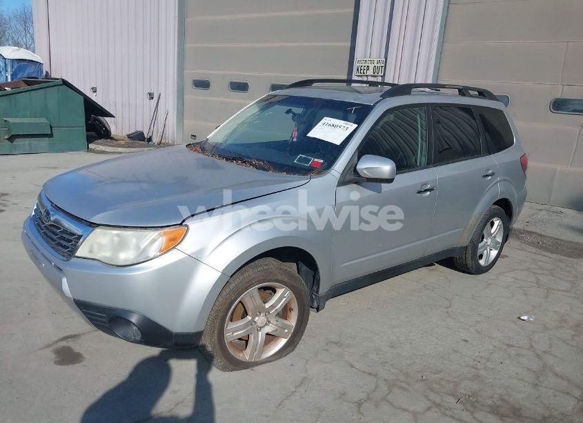 Photo 2 of 2010 Subaru Forester 2.5X LIMITED (VIN JF2SH6DC6AH792653)