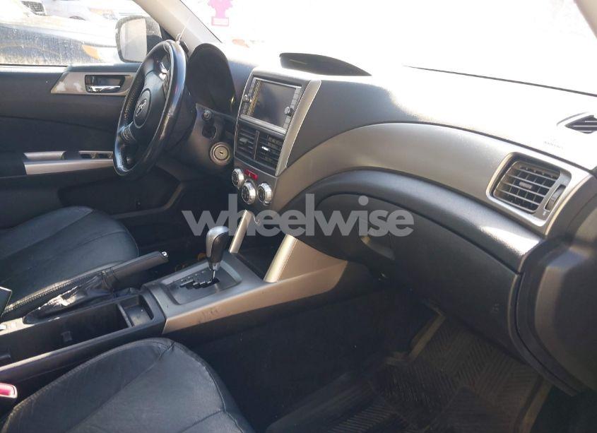 Photo 5 of 2010 Subaru Forester 2.5X LIMITED (VIN JF2SH6DC6AH792653)